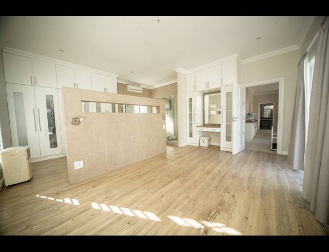 3 BEDROOM FREEHOLD FOR SALE IN BEACON BAY